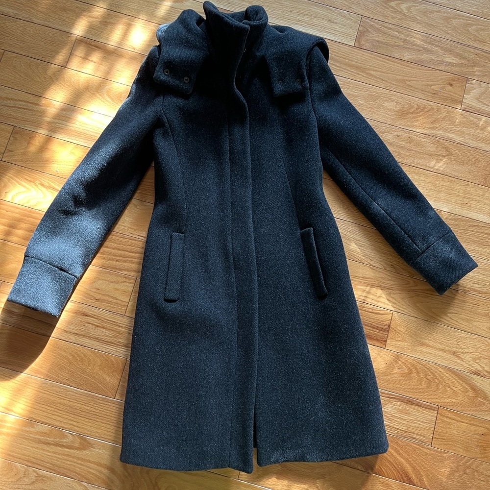 Zara winter coat 🖤